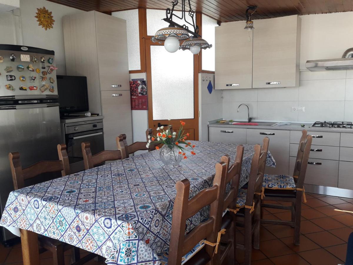 Casa Nupi Sant'Alessio Siculo Exterior foto